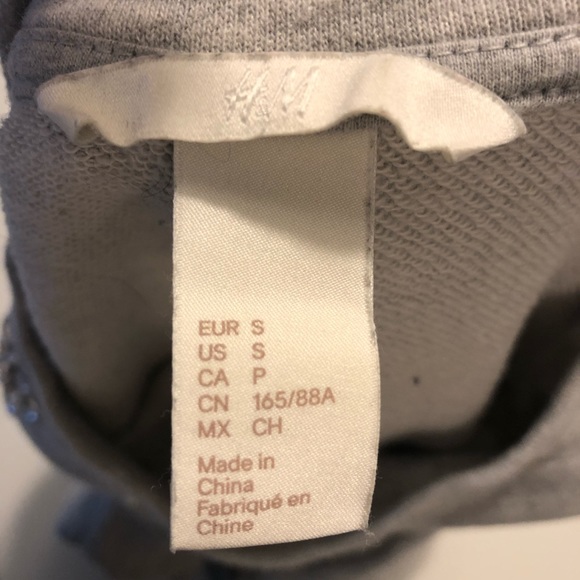 H&M | Embellished Crewneck Sweater - Picture 6 of 6